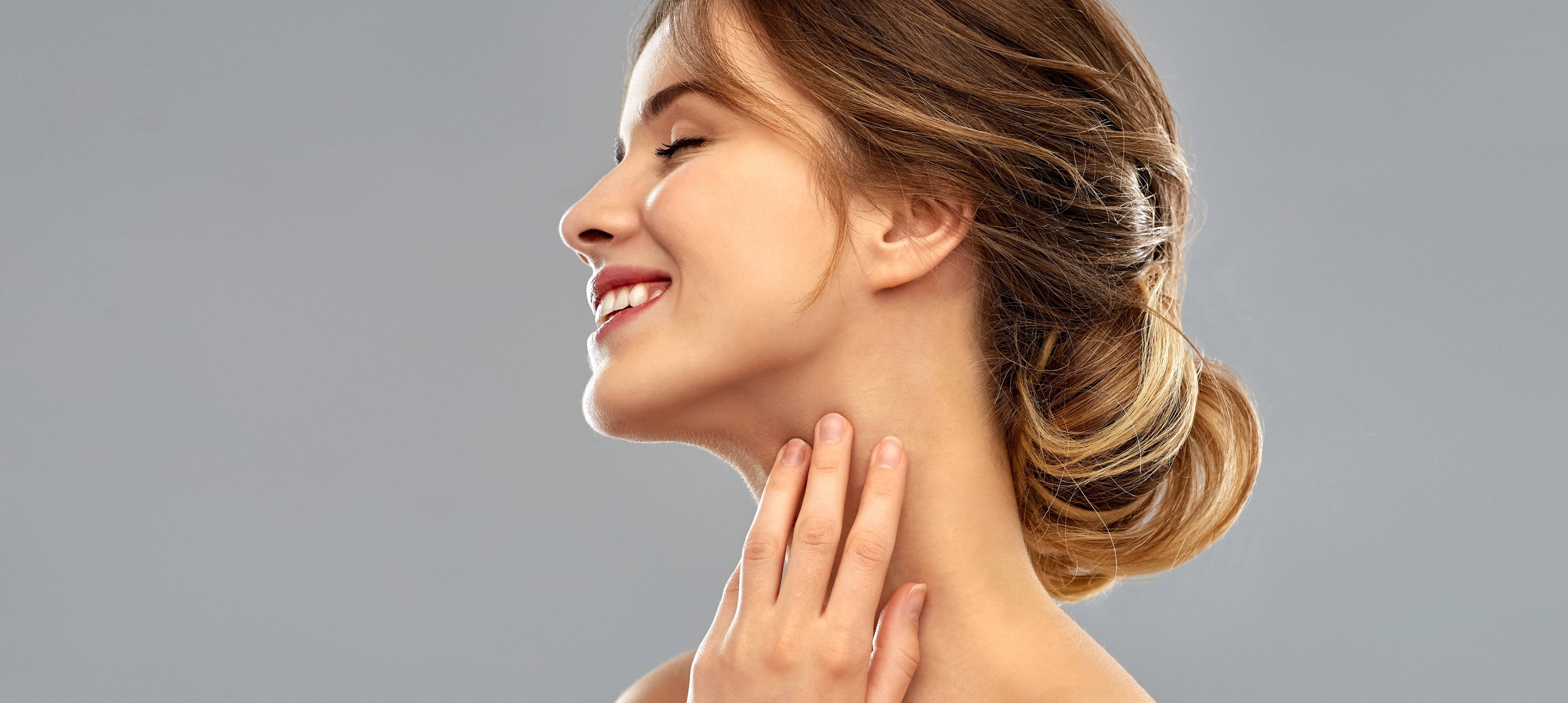 Votre routine beauté pour un cou et un décolleté parfaits